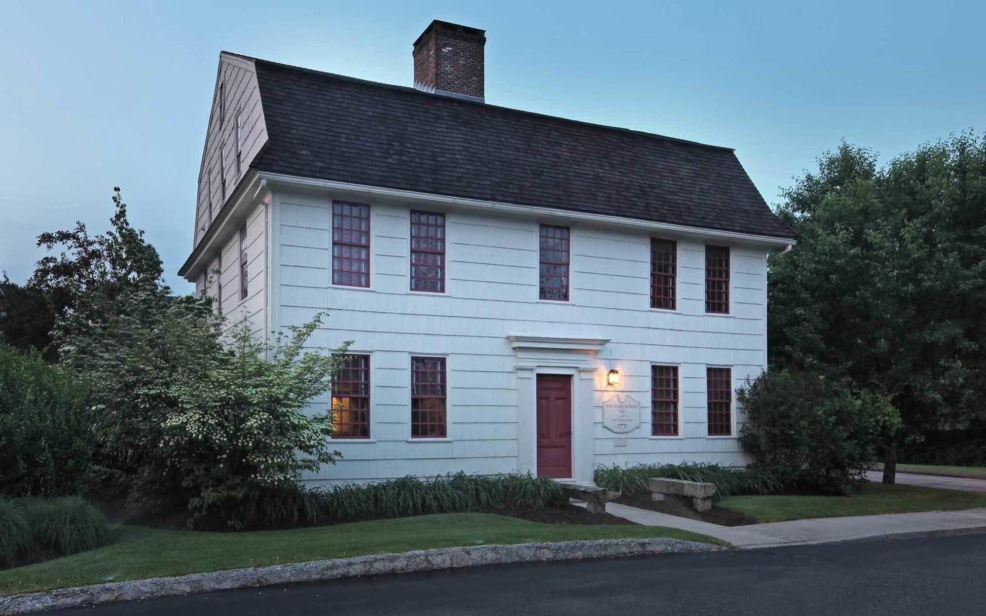 Whitehall Mansion Mystic Exterior photo